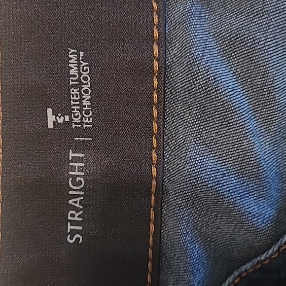 Lane Bryant Tighter Tummy Technology Straight Leg jeans. - Picture 6 of 7